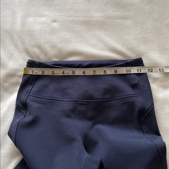 Lululemon pull-on pants - Picture 8 of 11